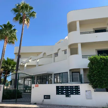 Piscine Sao Joao-balcon-parking Αλμπουφέιρα