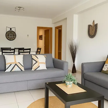 Piscine Sao Joao-balcon-parking Αλμπουφέιρα