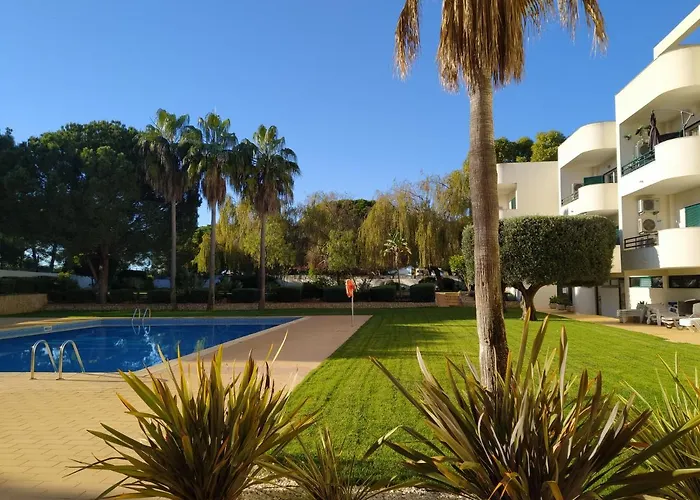 Kasa Joly By Calyferias