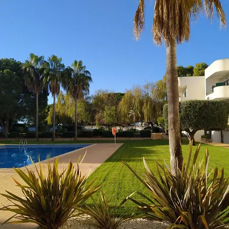 Piscine Sao Joao-balcon-parking